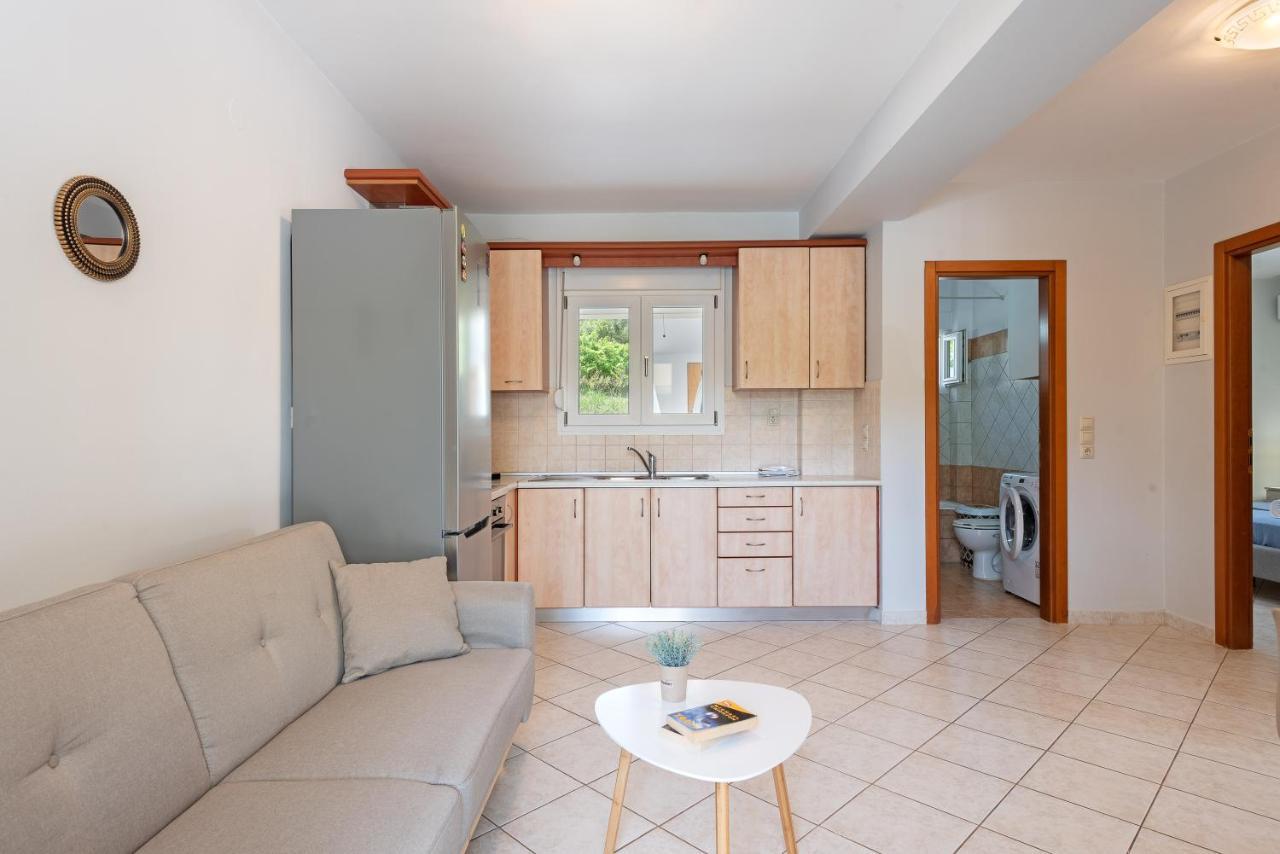 לאסי Lagadi Apartment 8 מראה חיצוני תמונה