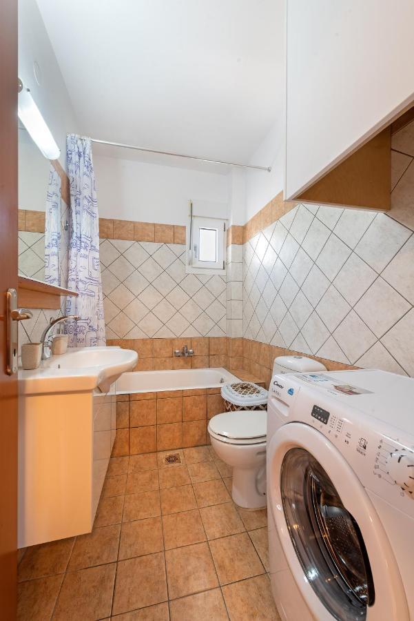 לאסי Lagadi Apartment 8 מראה חיצוני תמונה